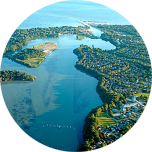 Water surrounded by land and buildings in St Catharines, Canada.